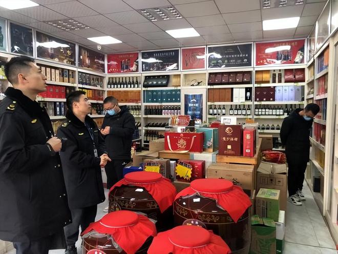 涪城區市場監管局開展節前白酒市場專項整治行動