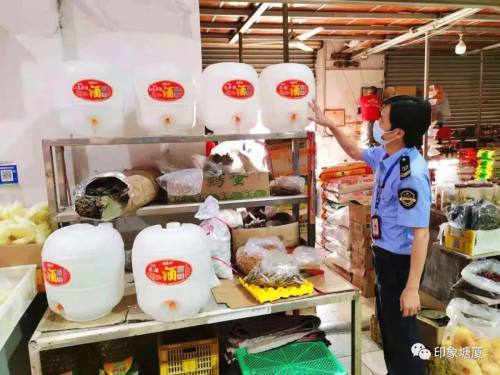 查扣各類酒超1000斤，塘廈開(kāi)展酒類整治專項(xiàng)行動(dòng)保障食品安全